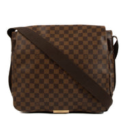 Shop safe online at Labellov in Antwerp, Brusselse and Knokke this 100% authentic second hand Louis Vuitton Damier Ebene Canvas Bastille Crossbody