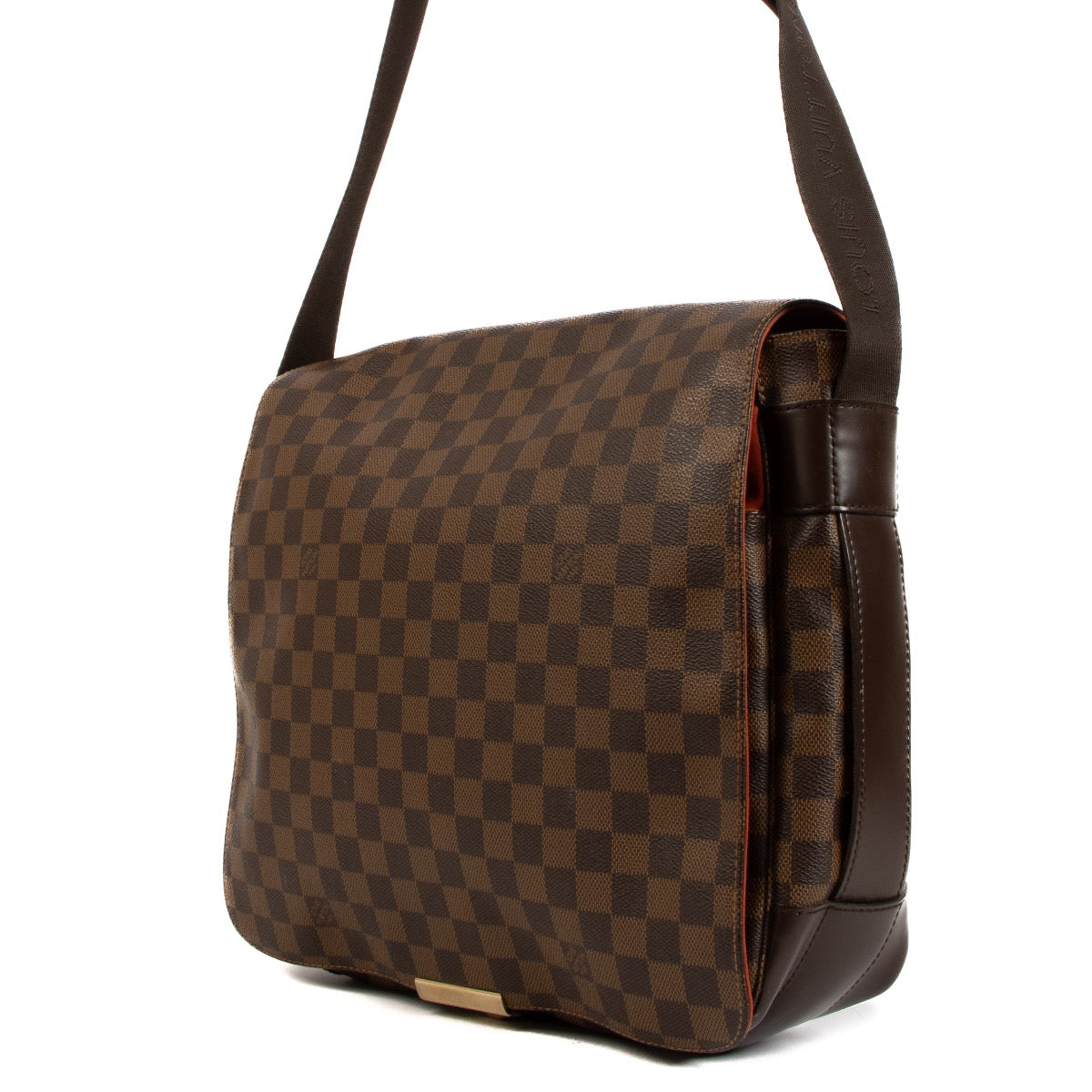 Shop safe online at Labellov in Antwerp, Brusselse and Knokke this 100% authentic second hand Louis Vuitton Damier Ebene Canvas Bastille Crossbody