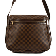 Shop safe online at Labellov in Antwerp, Brusselse and Knokke this 100% authentic second hand Louis Vuitton Damier Ebene Canvas Bastille Crossbody