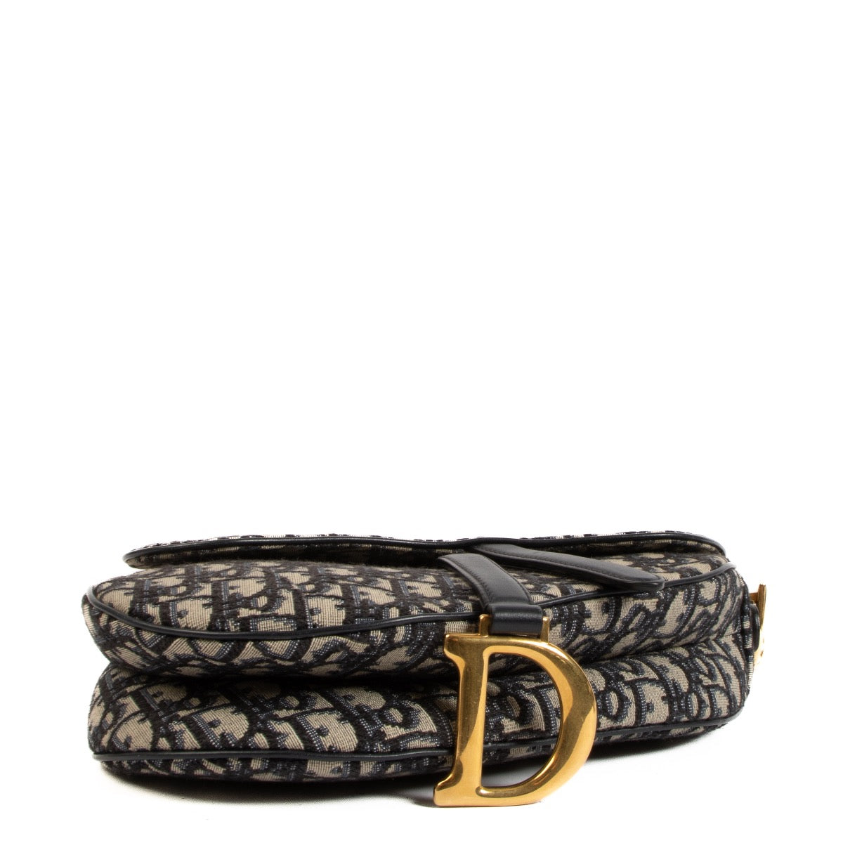 Shop safe online at Labellov in Antwerp, Brussels and Knokke this 100% authentic second hand Christian Dior Blue Oblique-jacquard Saddle Bag + Strap