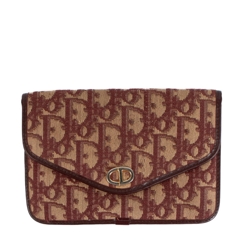 Buy this authentic second hand vintage Christian Dior Monogram Pouch at online webshop LabelLOV. Safe and secure shopping. Koop authentieke tweedehands vintage Christian Dior Monogram pouch bij online webshop LabelLOV.