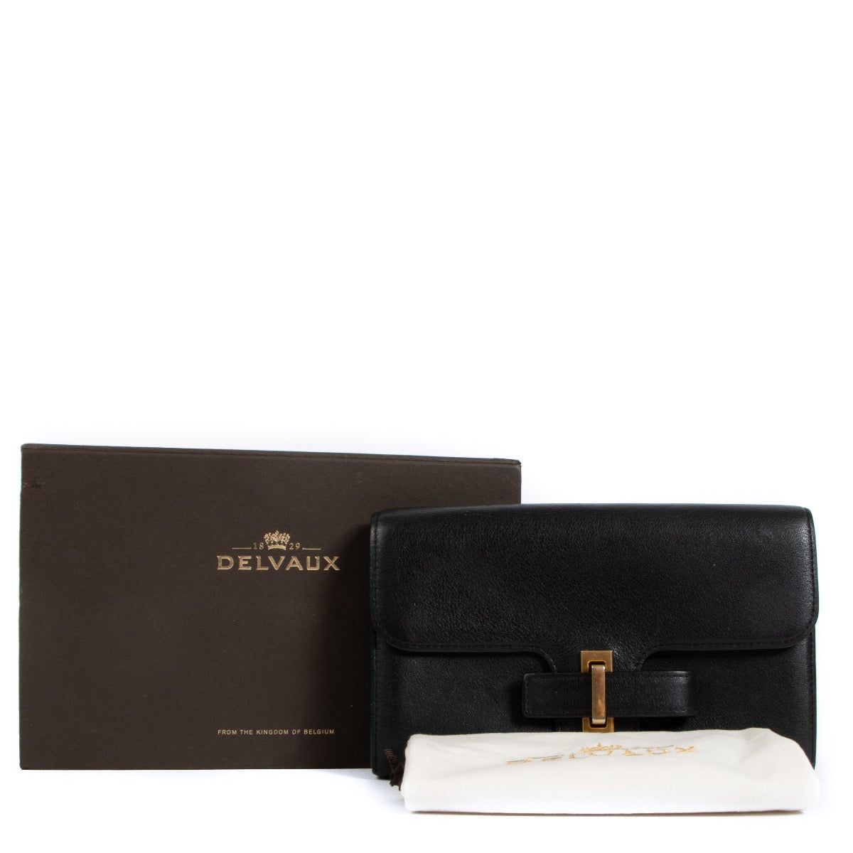 Buy authentic secondhand Delvaux wallet at the right price at LabelLOV vintage webshop. Safe and secure online shopping. Koop authentieke tweedehands Delvaux met juiste prijs bij LabelLOV.