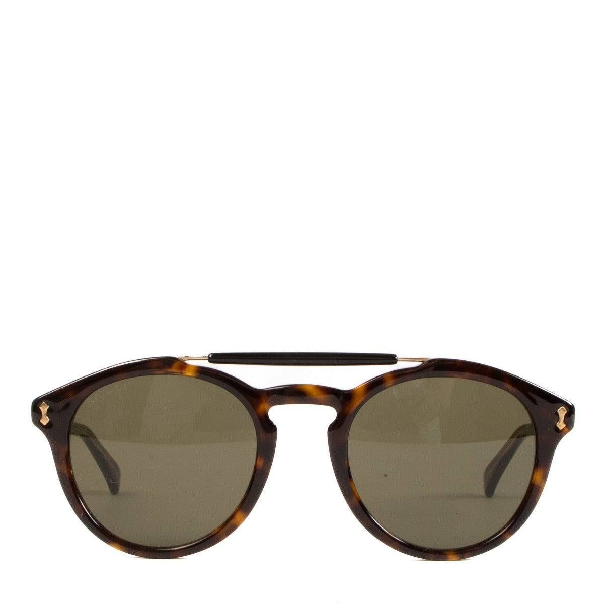 Shop safe online at Labellov in Antwerp, Brussels and Knokke these 100% authentic second hand Gucci Brown Acetate Sunglasses