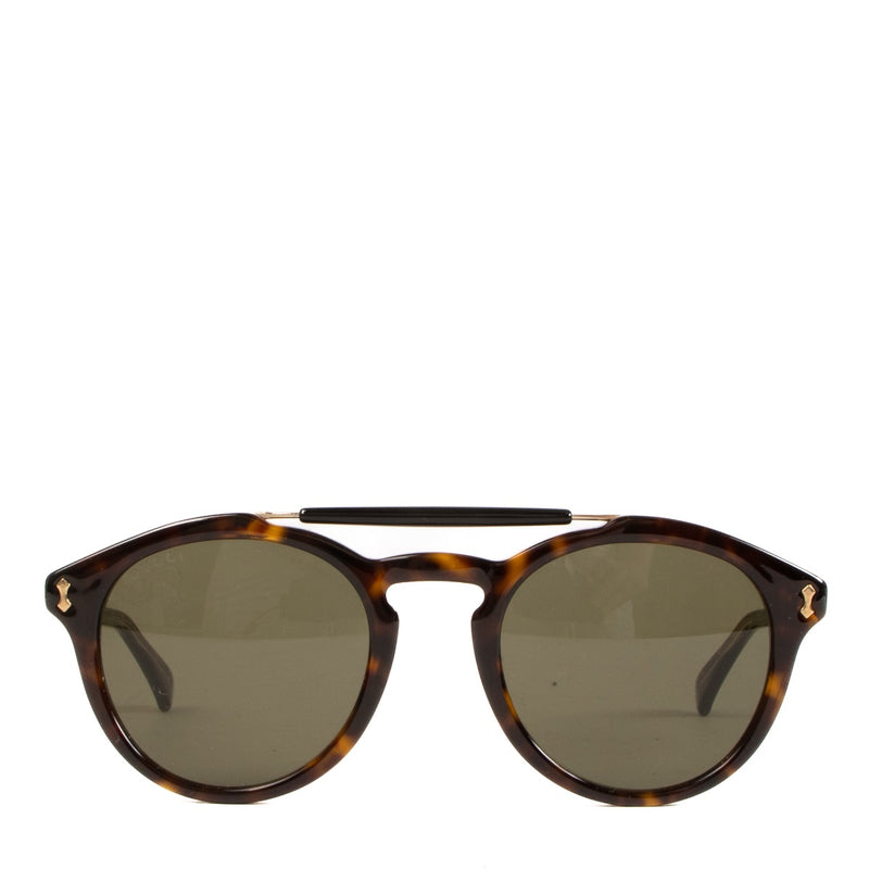 Shop safe online at Labellov in Antwerp, Brussels and Knokke these 100% authentic second hand Gucci Brown Acetate Sunglasses