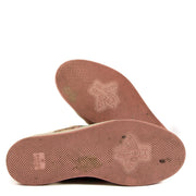 Shop safe online at Labellov in Antwerp, Brussels and Knokke these 100% authentic second hand Gucci Pink Crystal-embellished GG Screener Sneakers - size 38