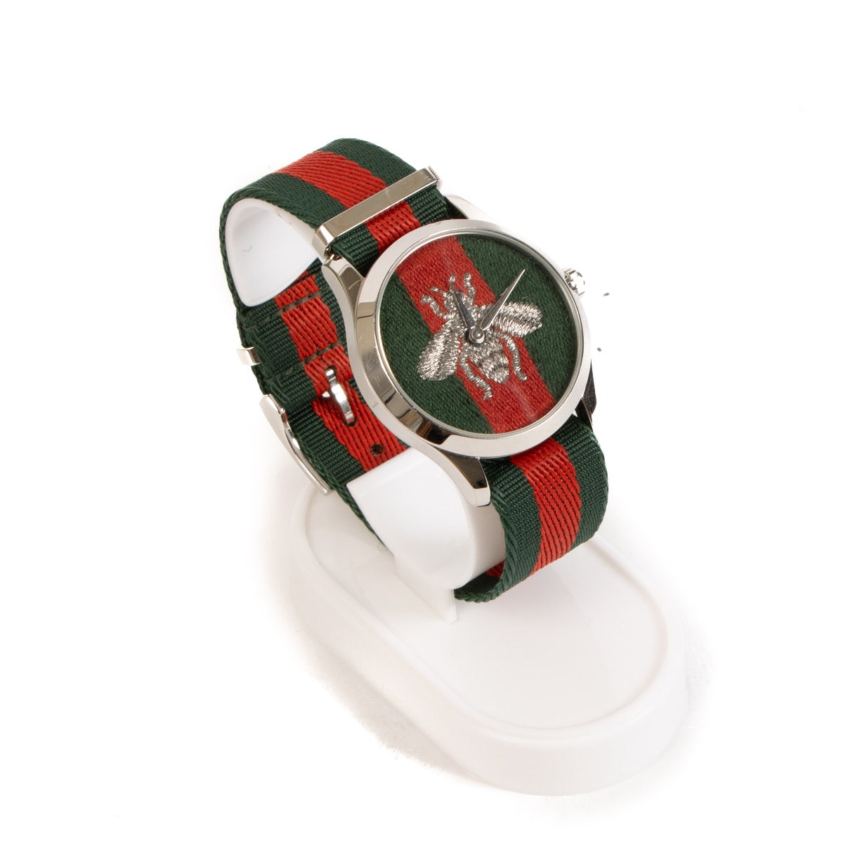 Shop safe online at Labellov in Antwerp, Brussels and Knokke this 100% authentic second hand Gucci Web G-Timeless Watch