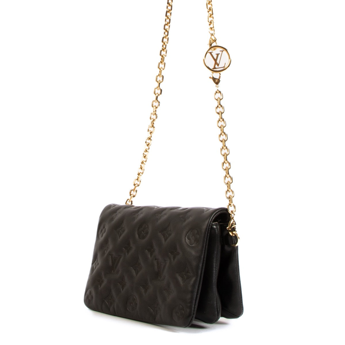 Shop safe online at Labellov in Antwerp, Brussels and Knokke this 100% authentic second hand Louis Vuitton Black Monogram Embossed Lambskin Pochette Coussin Crossbody