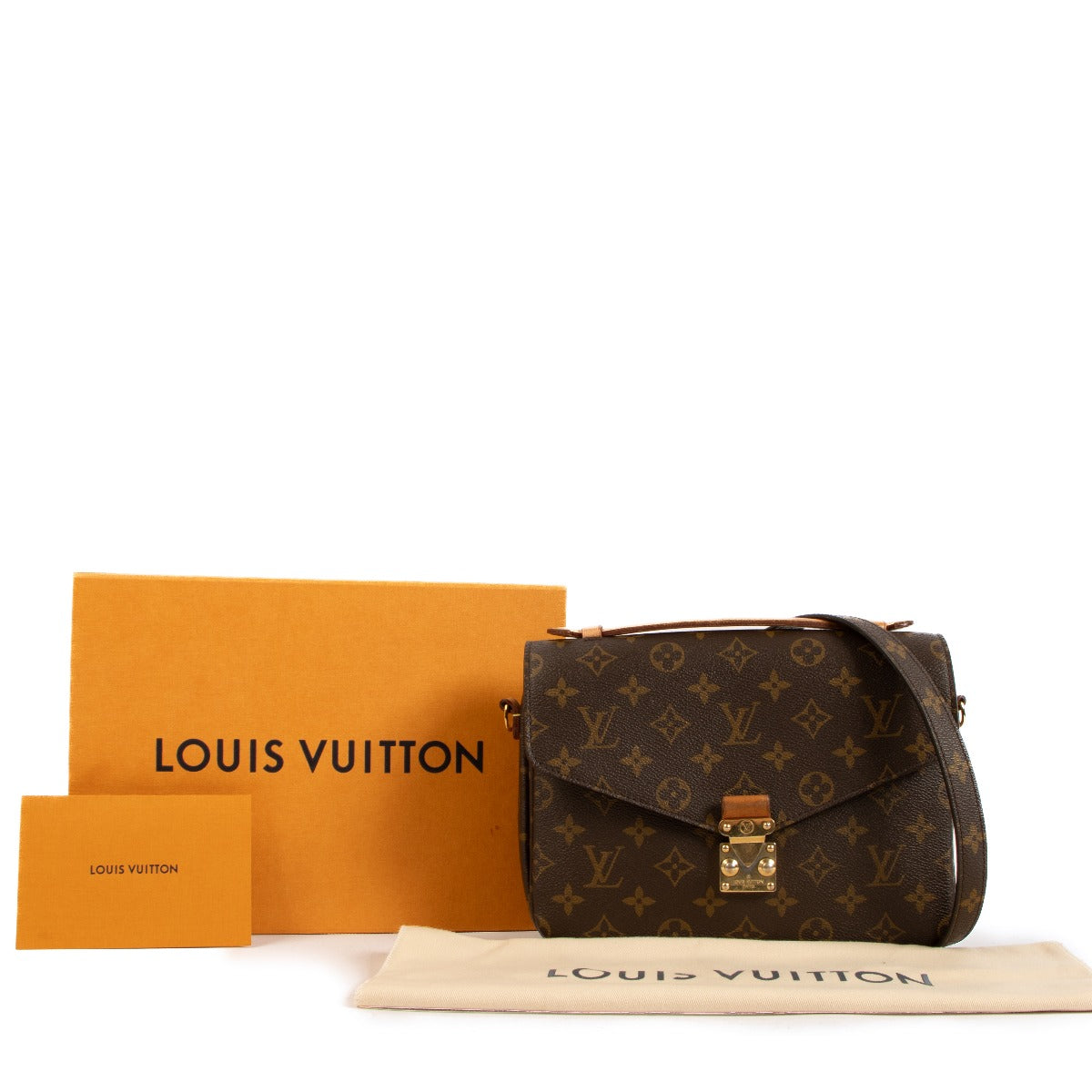 Louis Vuitton Pochette Metis Monogram Canvas