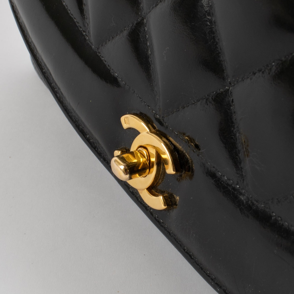 Shop 100% authentic second hand Chanel Black Patent Medium Diana Bag on Labellov.com