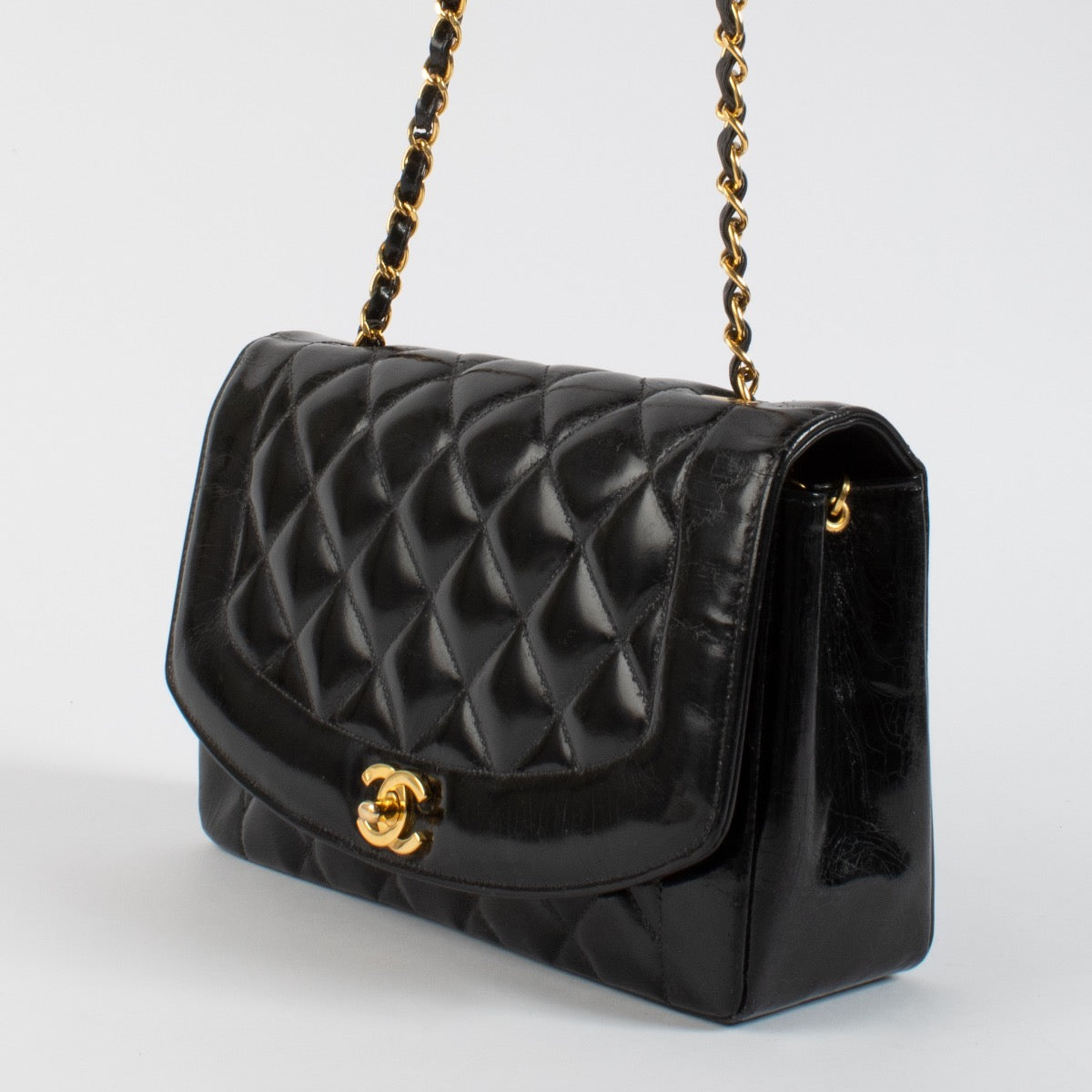 Shop 100% authentic second hand Chanel Black Patent Medium Diana Bag on Labellov.com