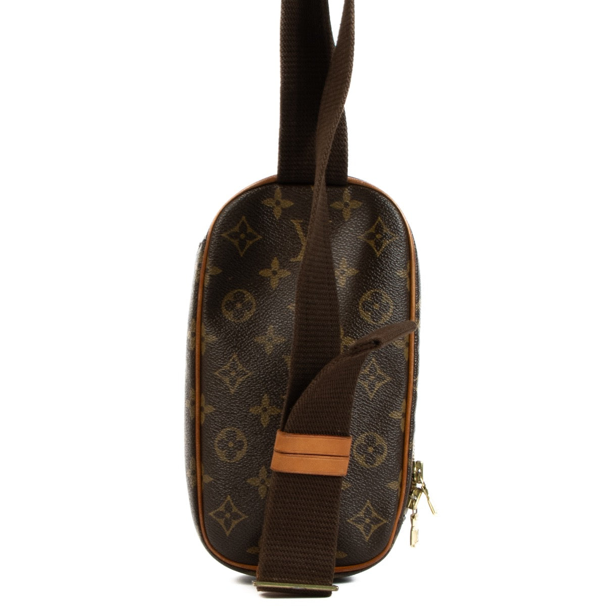 Shop safe online at Labellov in Antwerp, Brussels and Knokke this 100% authentic second hand Louis Vuitton Monogram Canvas Pochette Gange Crossbody Bag