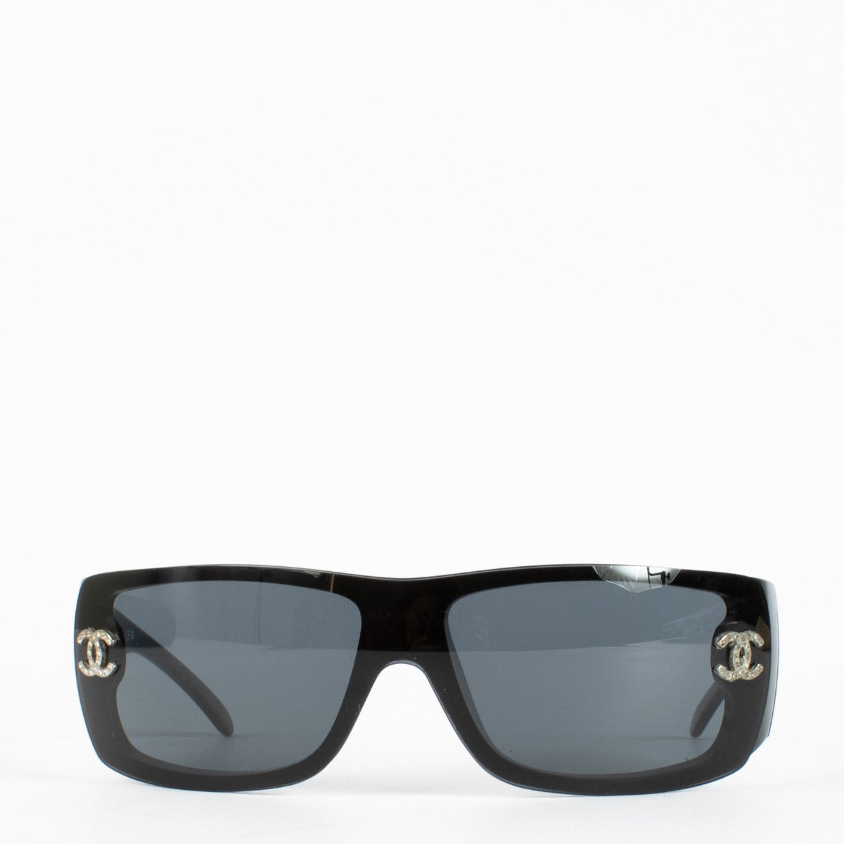 Authentic preloved Chanel Black Sunglasses on Labellov.com