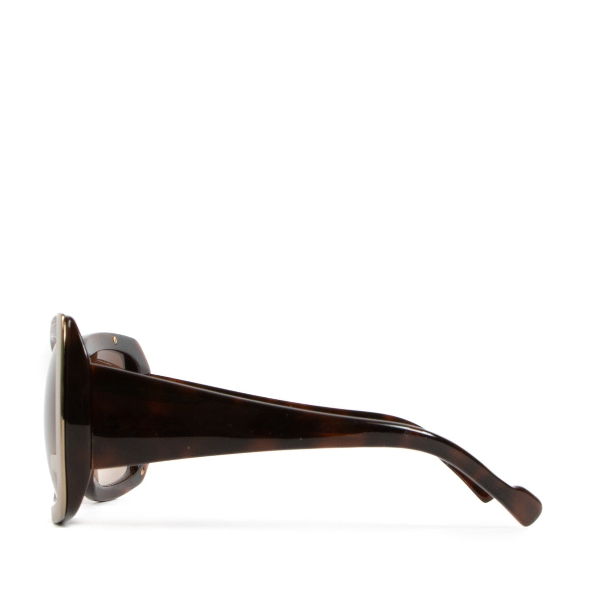 Shop safe online at Labellov in Antwerp, Brussels and Knokke these 100% authentic second hand Fendi Brown Acetate FS5117 Sunglasses