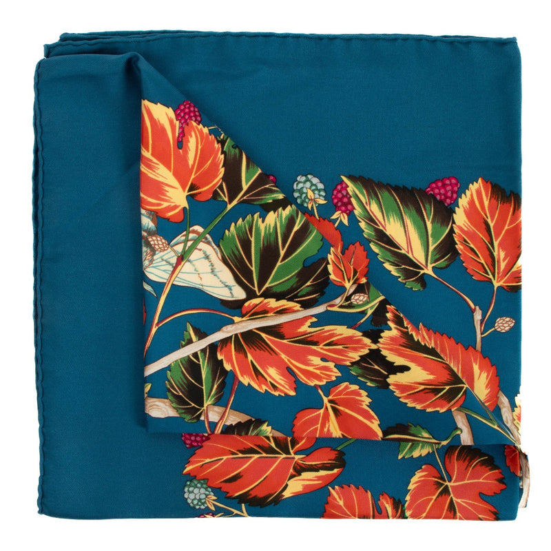 Shop safe online at Labellov in Antwerp, Brussels and Knokke this 100% authentic second hand Hermès Multicolor 'L'arbre De Soie' Silk Carrée 90 Scarf