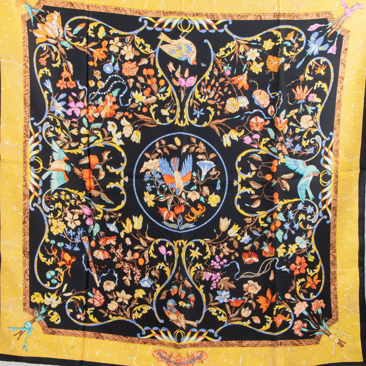 shop 100% authentic second hand Hermès Pierres D'orient Et D'occident Silk Scarf on Labellov.com