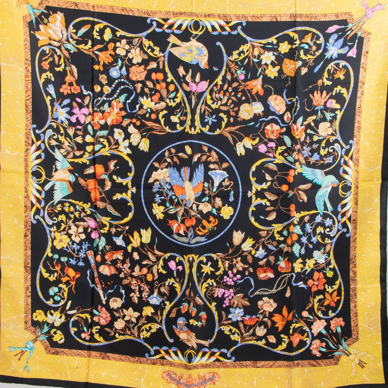 shop 100% authentic second hand Hermès Pierres D'orient Et D'occident Silk Scarf on Labellov.com