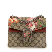 Shop safe online at Labellov in Antwerp, Brussels and Knokke this 100% authentic second hand Gucci Pink Mini Dionysus Blooms Crossbody