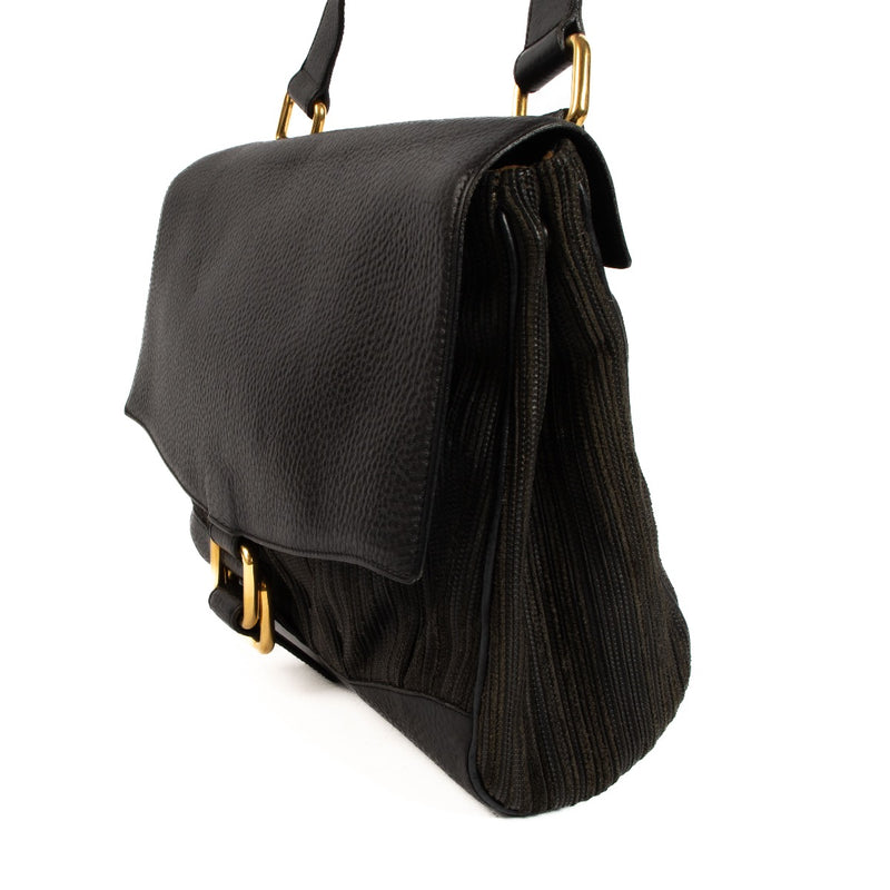 Shop 100% authentic second-hand Delvaux Navy Toile de Cuir Messenger Bag on Labellov.com