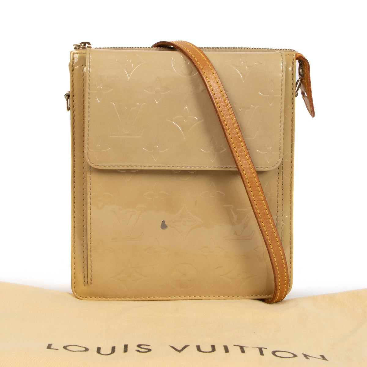Buy real Louis Vuitton beige patent leather Mott bag Labellov Antwerp, Knokke or Brussels