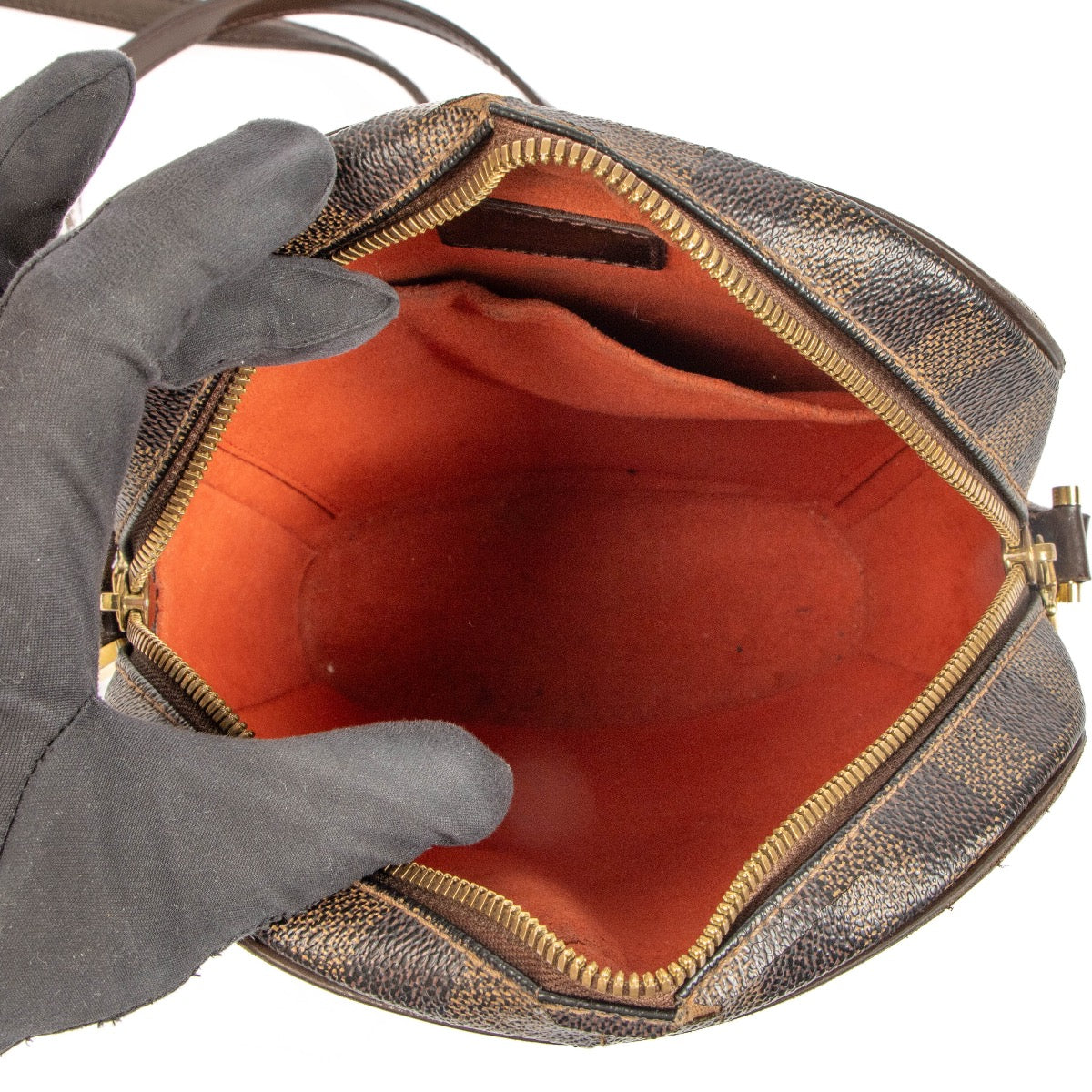 shop 100% authentic second hand Louis Vuitton Ipanema PM Damier Ebene Crossbody on Labellov.com