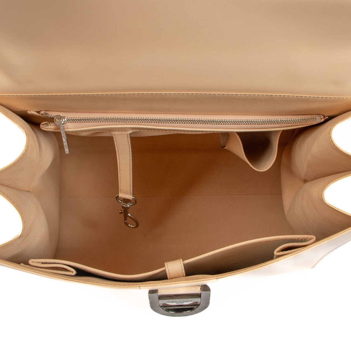 shop 100% authentic second hand Delvaux Brillant Nude Box Calf GM on Labellov.com