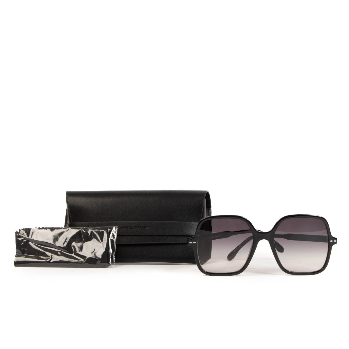 Shop safe online at Labellov in Antwerp, Brussels and Knokke these 100% authentic second hand Isabel Marant Black Acetate Oversized Sunglasses