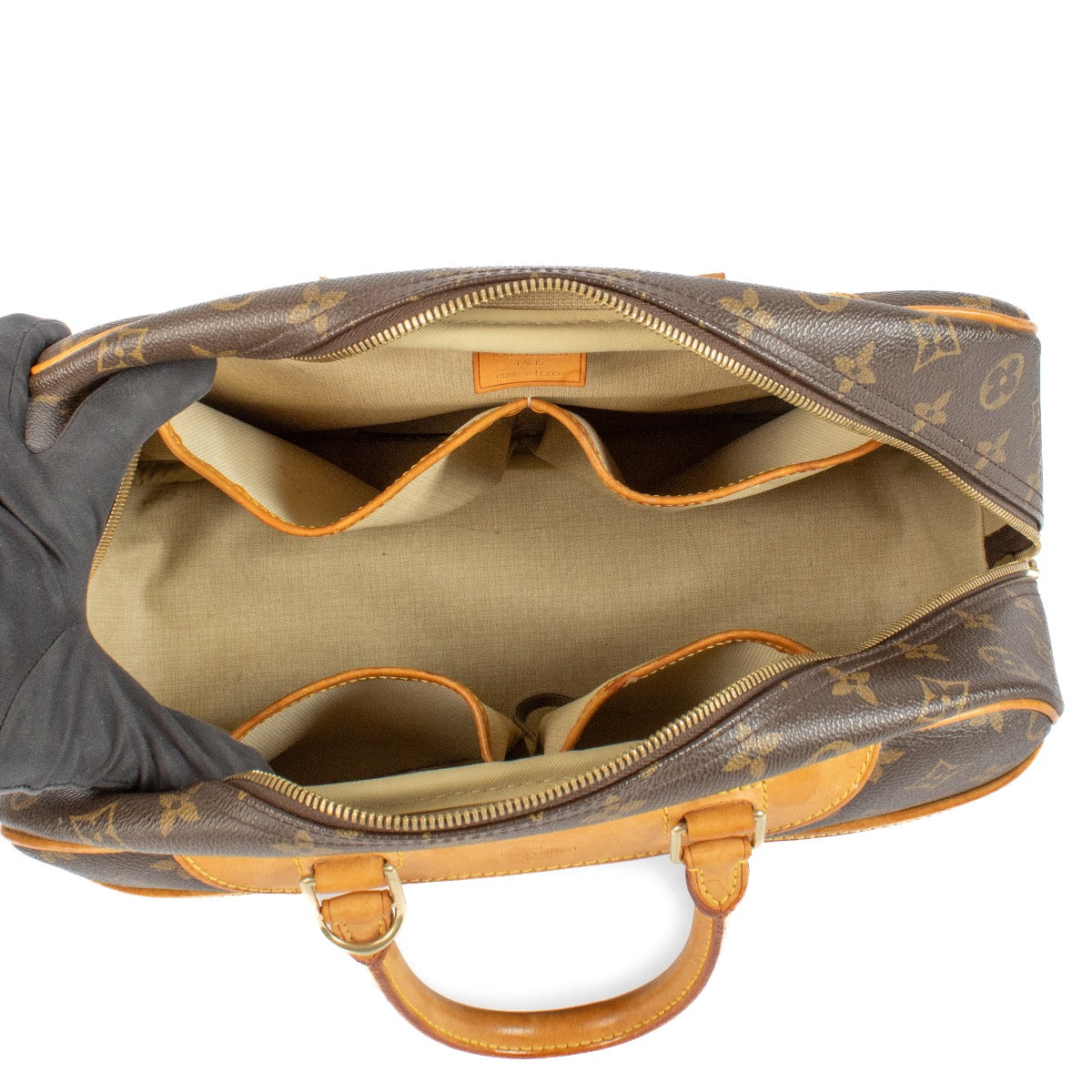 shop 100% authentic second hand Louis Vuitton Monogram Deauville Bag on Labellov.com
