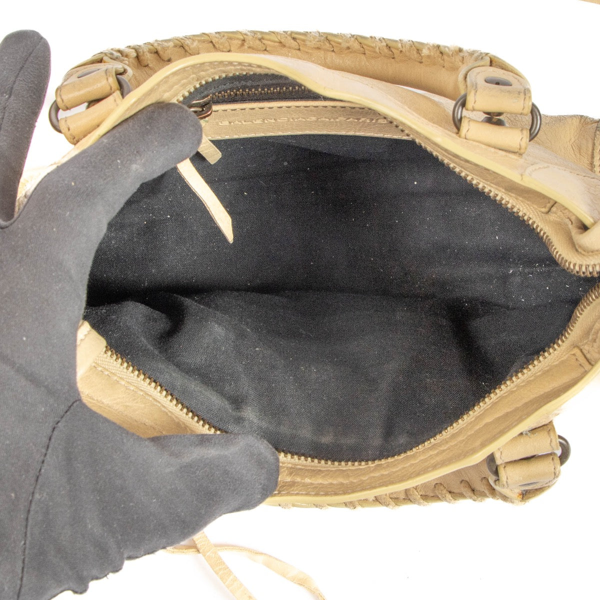 shop 100% authentic second hand Balenciaga Beige Arena Classic City Mini Bag on Labellov.com