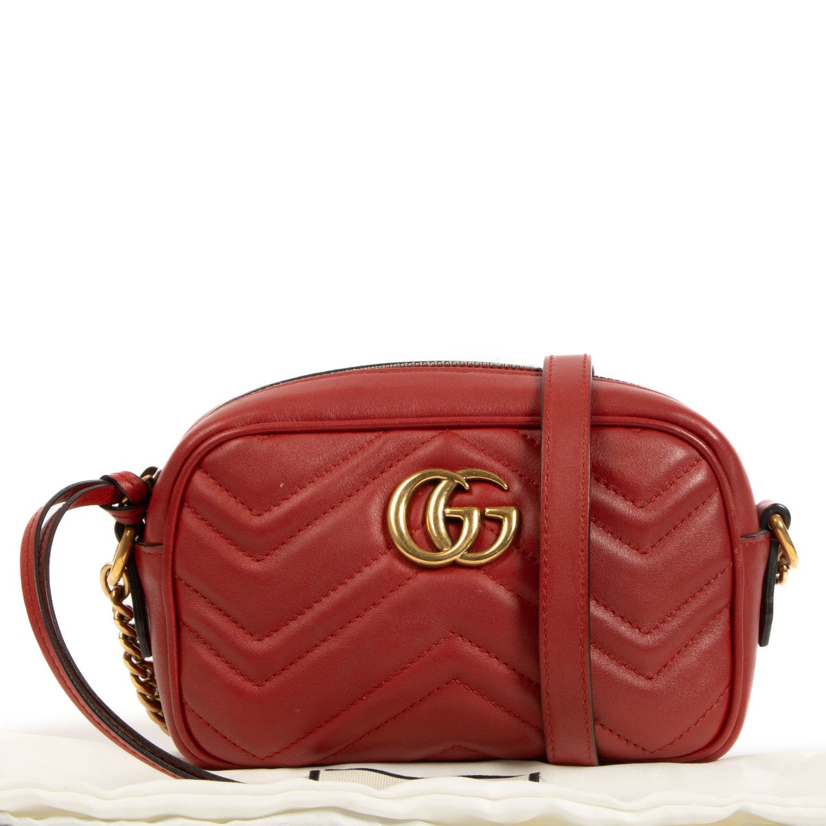 shop 100% authentic second hand Gucci Red GG Marmont Matelassé Mini Camera Bag on Labellov.com