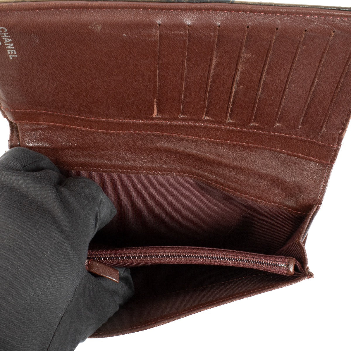 Authentic second hand Chanel Black Wallet