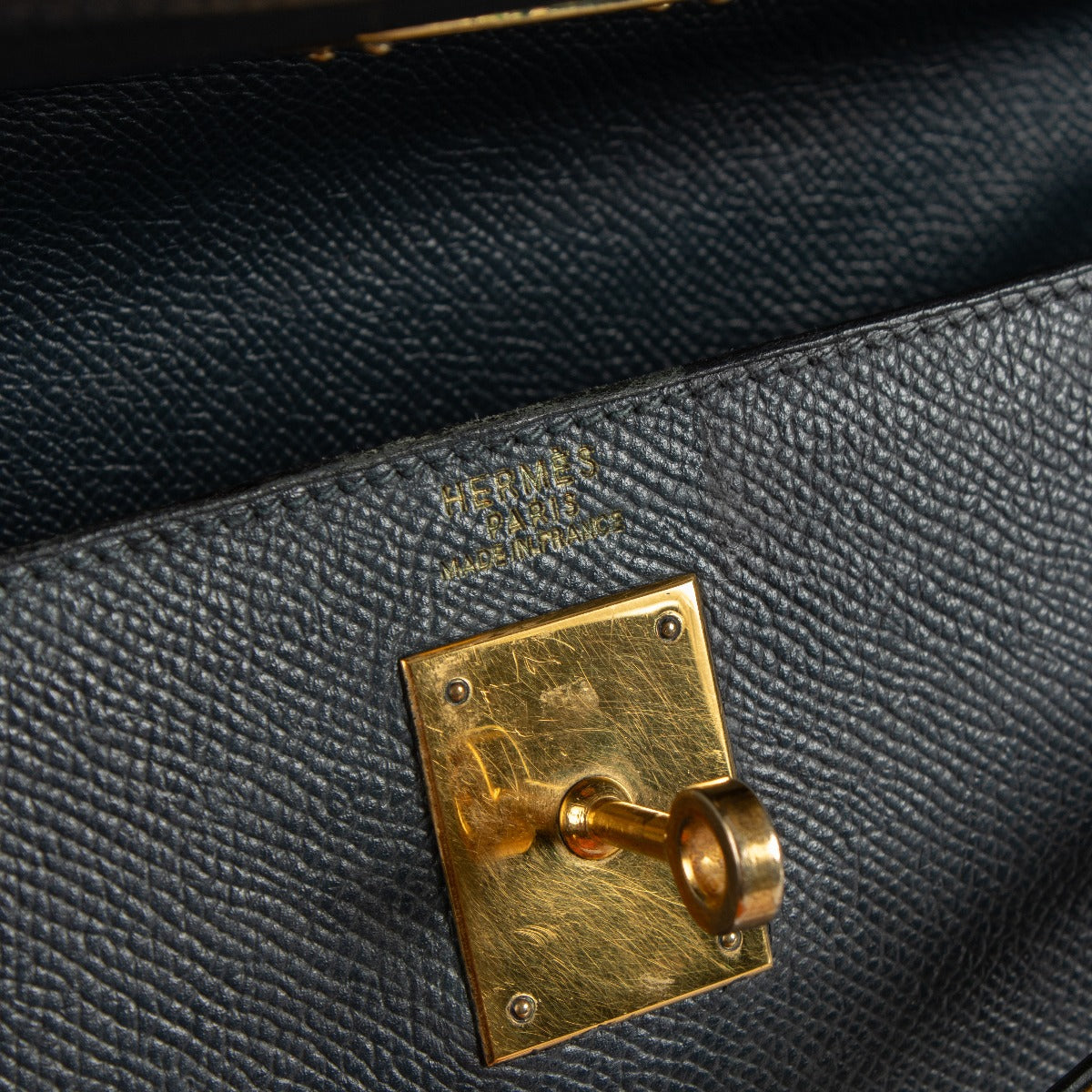 Authentic pre-loved Hermès Vintage Kelly 32 Navy Epsom GHW on Labellov.com