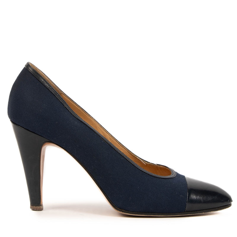 Shop 100% authentic second-hand Chanel Blue Canvas Pumps on Labellov.com