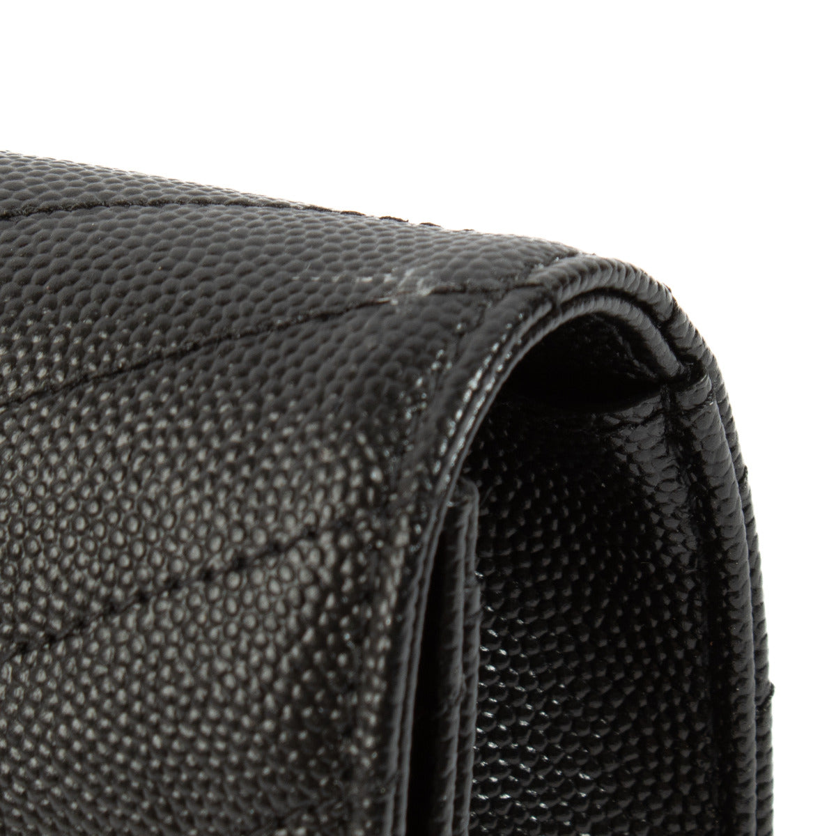 Pochette Saint Laurent noire en cuir grainé Cassandre