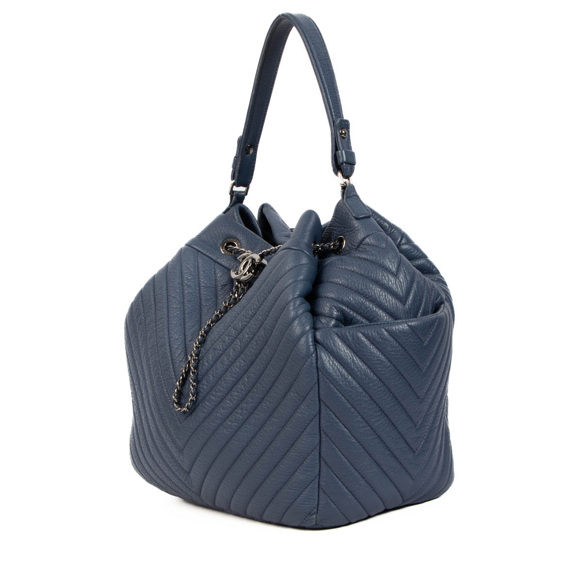 shop 100% authentic second hand Chanel Blue Chevron Deerskin Urban Spirit Chain Bucket Bag on Labellov.com