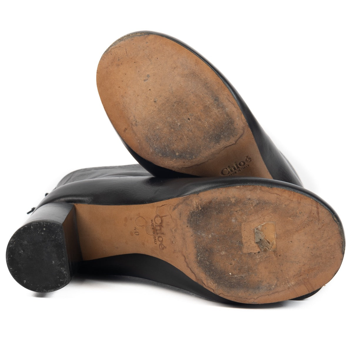 Shop 100% authentic second-hand Chloé Black Round Toe Boots - Size 40 on Labellov.com
