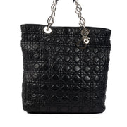 Shop 100% authentic second-hand Christian Dior Soft Shopping Shoulder Bag on Labellov.com