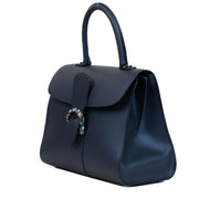 Delvaux Navy Satin Brillant MM Blue Comet aan de beste prijs bij Labellov tweedehands luxe in Antwerpen.