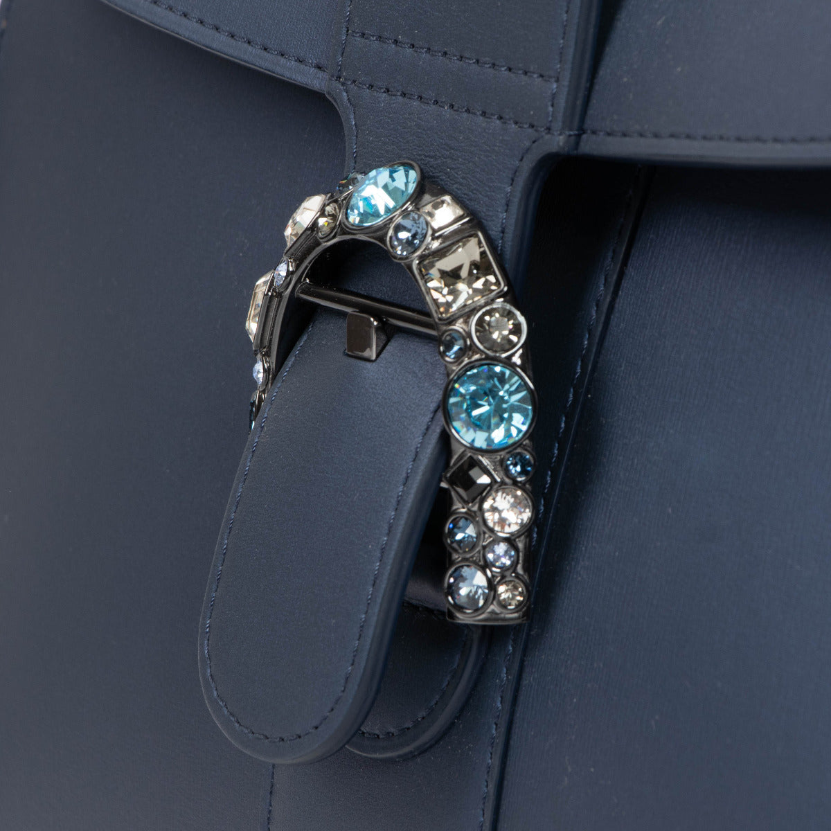 Delvaux Brillant MM en satin bleu comète