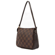 Buy a verified second-hand Louis Vuitton Damier Mini Pochette Accessoires in good condition at Labellov Antwerp, Brussels, Knokke.