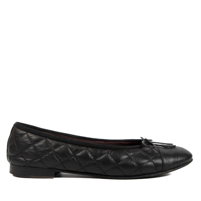Chanel Black Quilted Lambskin Ballet Flats