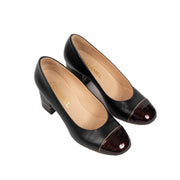 Chanel Black Leather Pumps, Chanel Black Pumps, Chanel Leather Pumps, Chanel CC, Chanel Paris, Chanel shoes, Chanel, Labellov, Preloved, Designer, Fashion, Labellov Antwerp, Antwerp
