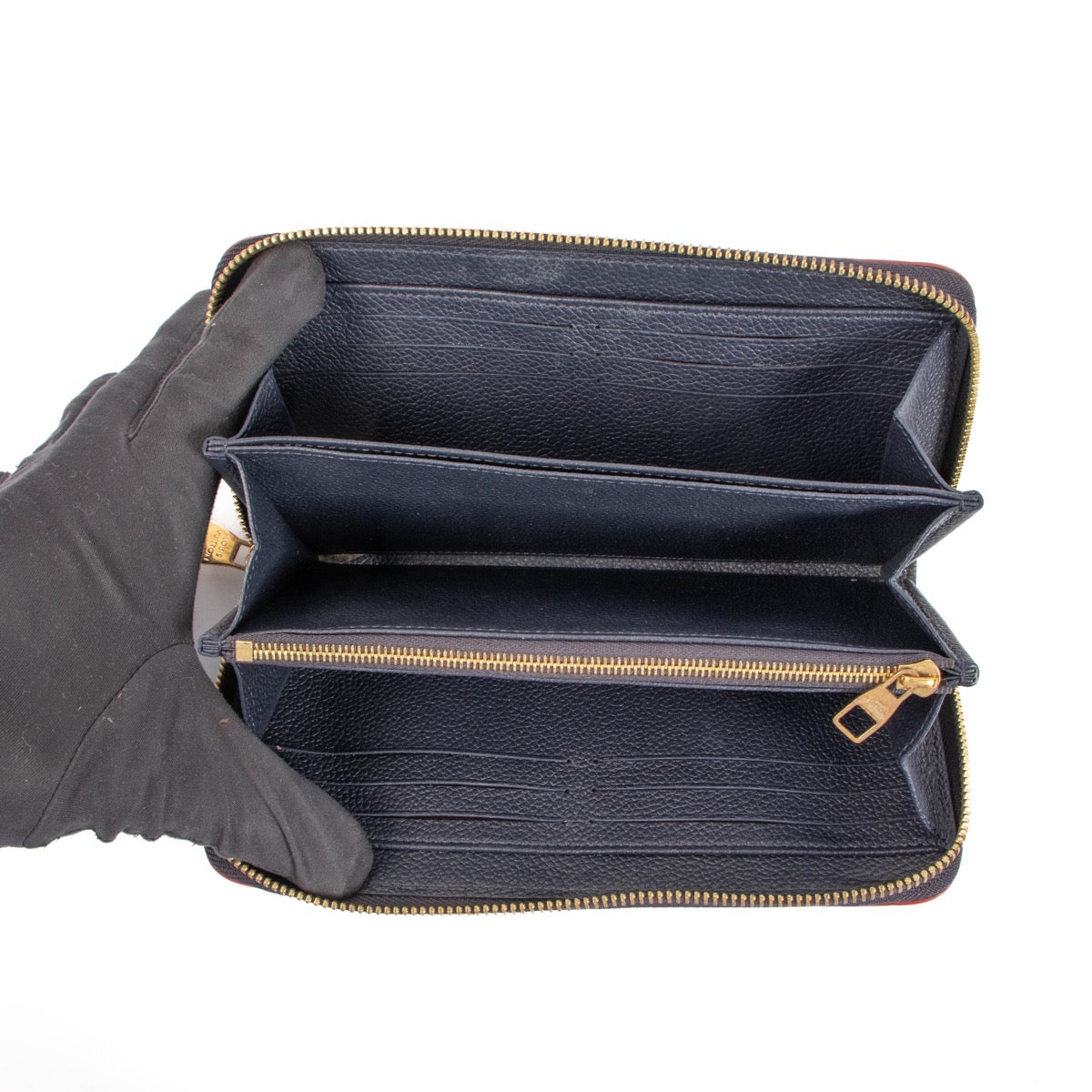shop 100% authentic second hand Louis Vuitton Blue Zippy Wallet on Labellov.com