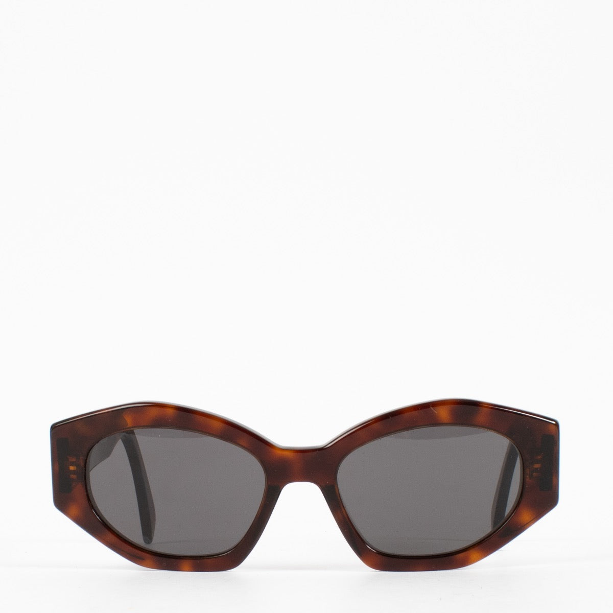 Shop 100% authentic secondhand Celine Brown Triomphe CL40238U Sunglasses on Labellov.com