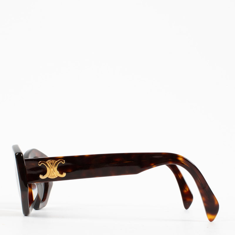 Shop 100% authentic secondhand Celine Brown Triomphe CL40238U Sunglasses on Labellov.com