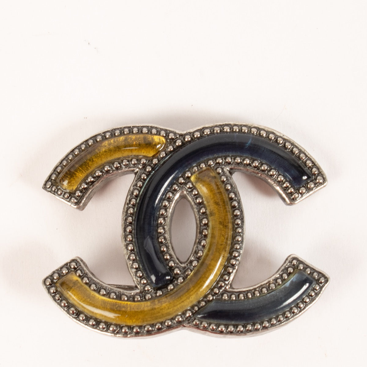 Shop 100% authentic secondhand Chanel Silver Brooch on Labellov.com