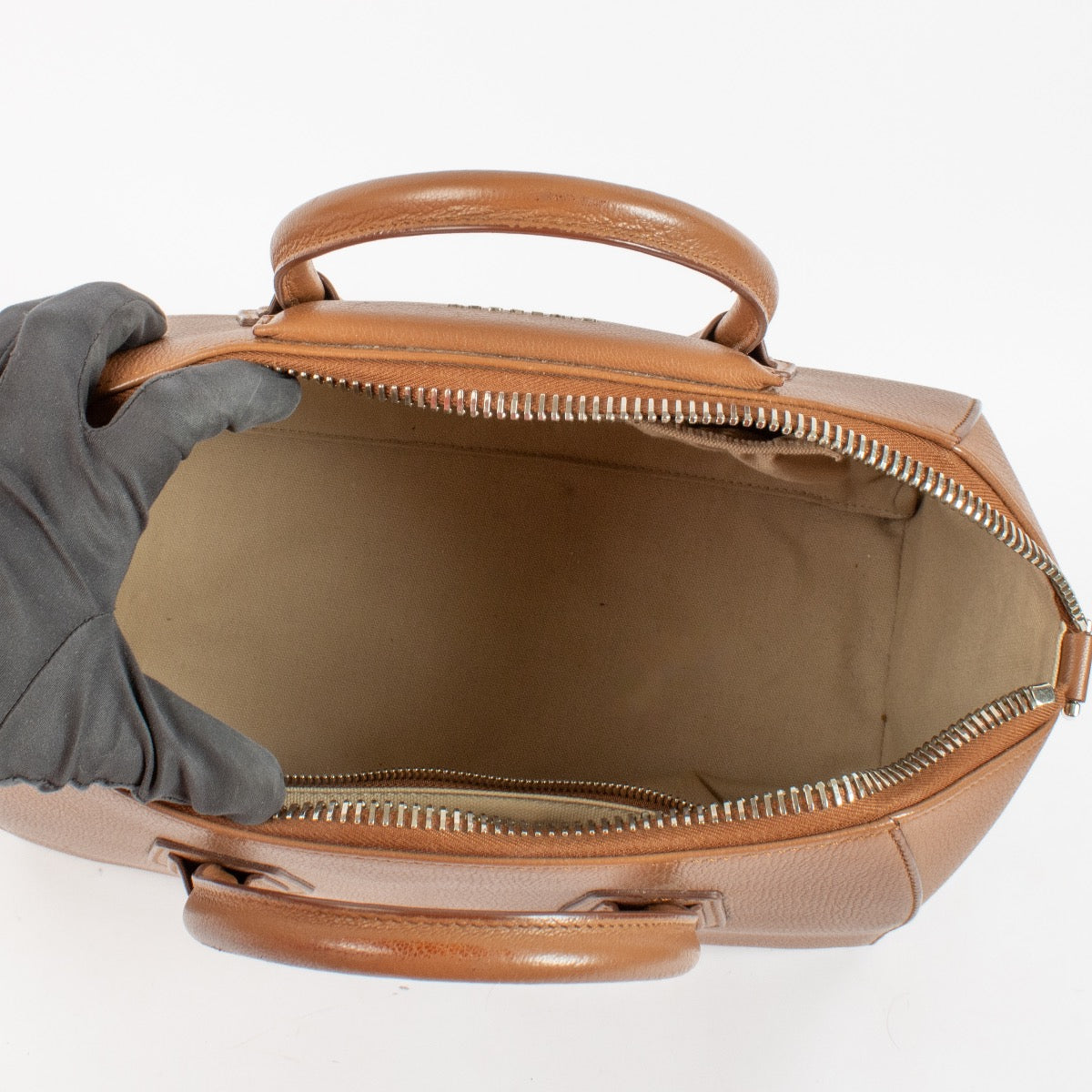 shop 100% authentic second hand Givenchy Brown Antigona Medium Bag on Labellov.com