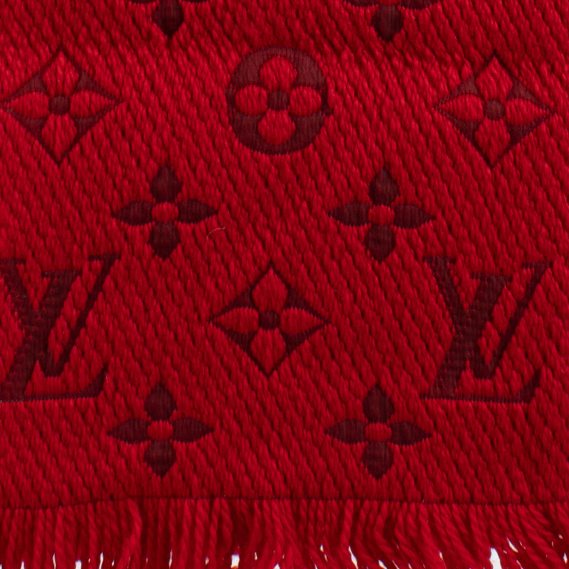 Shop 100% authentic secondhand Louis Vuitton Red Logomania Wool Scarf on Labellov.com