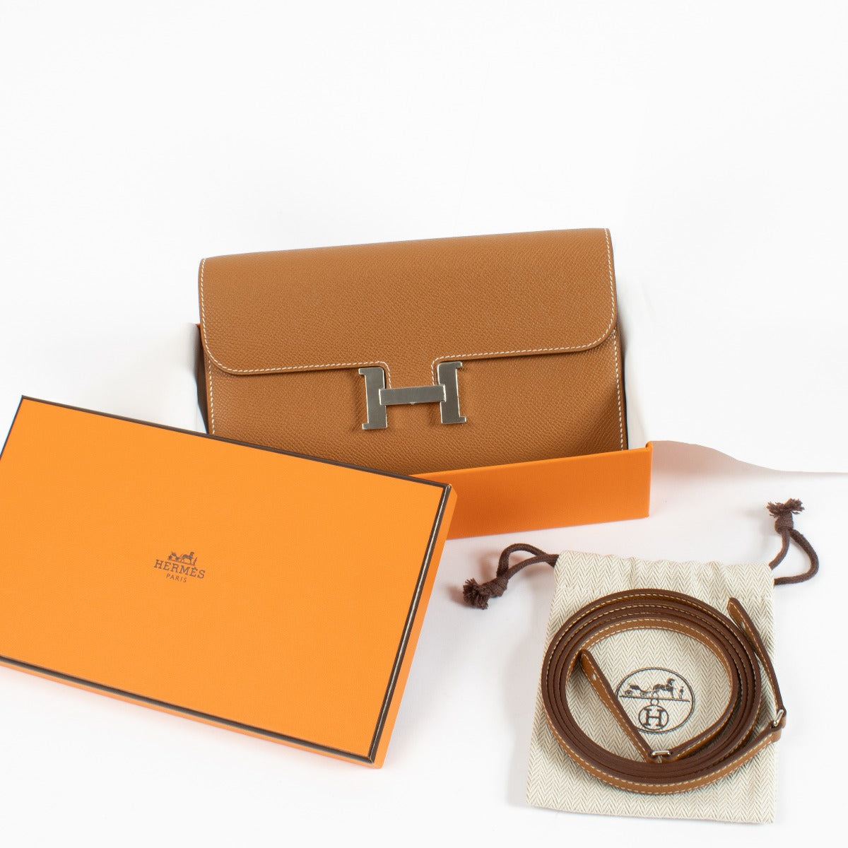 Authentic second hand brand new Hermès Constance To Go Gold Epsom on www.labellov.com