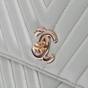 Authentic second hand Chanel Mint Green Chevron Trendy CC Bag on www.labellov.com
