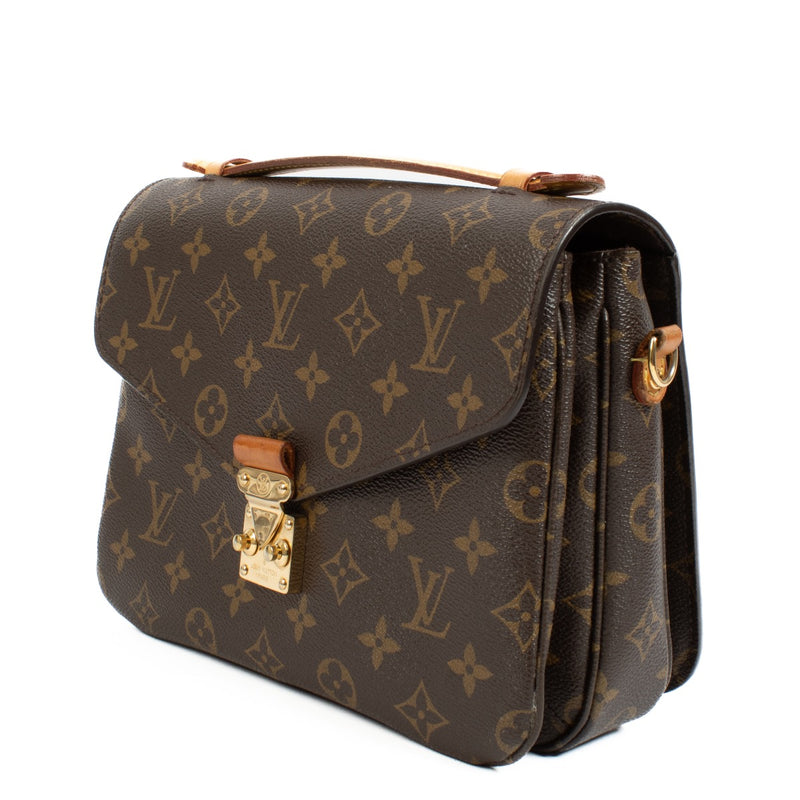 Shop safe online at Labellov in Antwerp, Brussels and Knokke this 100% authentic second hand Louis Vuitton Monogram Pochette Métis Bag. Veilig online tweedehands authentieke Louis Vuitton Monogram Pochette Métis handtas kopen bij Labellov.